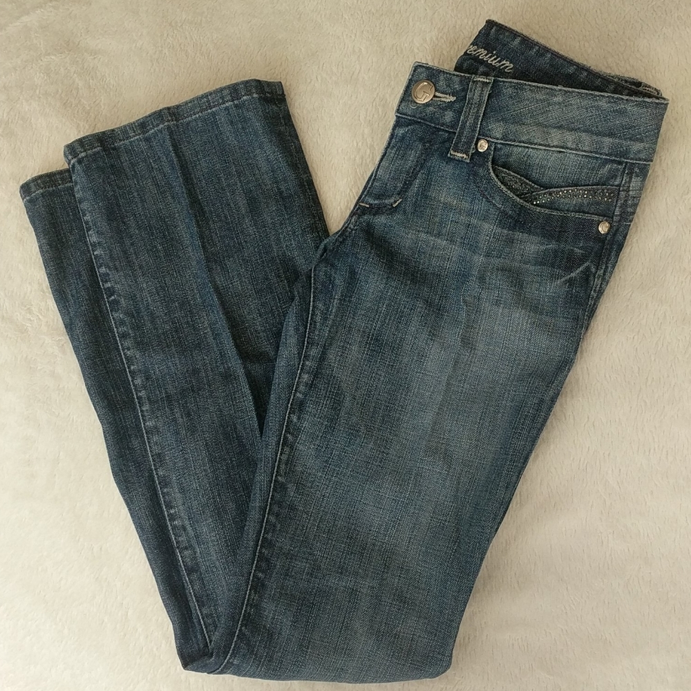 Jeans - Picture 2 of 3
